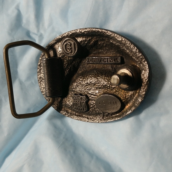 🦈🐬Fishing Large Mouth Bass Jumping Belt Buckle Pewter & Enamel 1987 Vintage - Picture 5 of 16